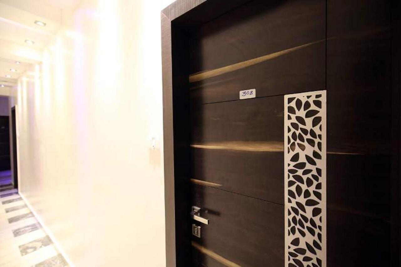 Hotel Lonavla Екстер'єр фото