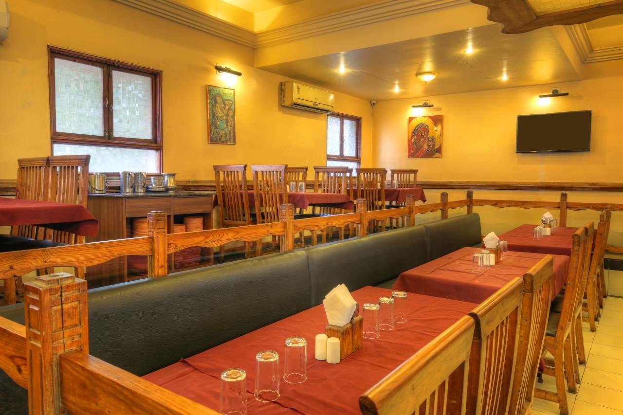 Hotel Lonavla Екстер'єр фото