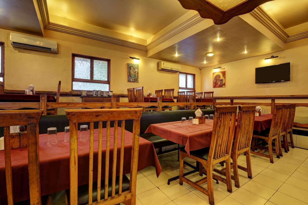 Hotel Lonavla Екстер'єр фото
